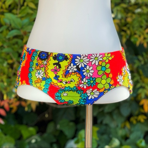 1970s Lemon Frog Bark Cloth Tankini Swim Set - Picture 6 of 11